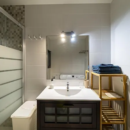 Piso De 2 Donoso Cortes Primero * Alicante